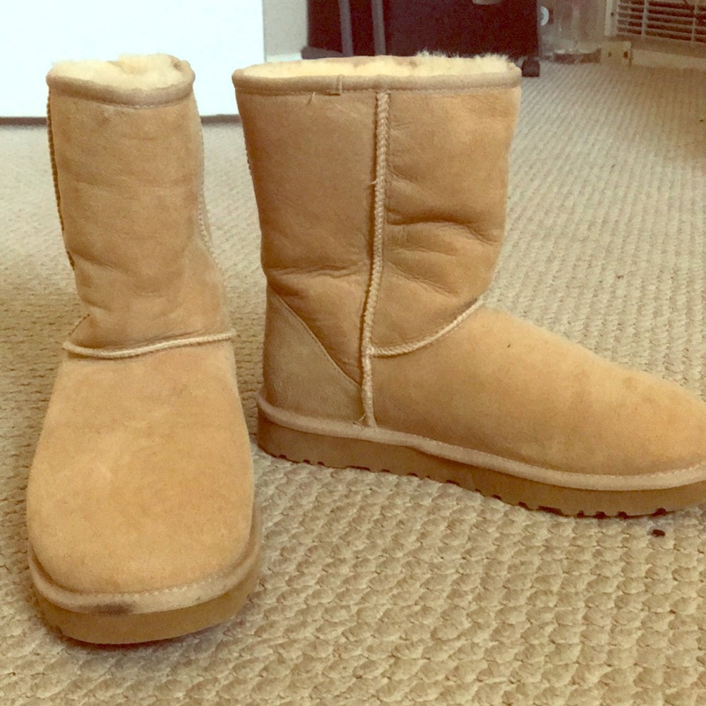 Ugg (Sand Color), Size 8, NEVER WORN